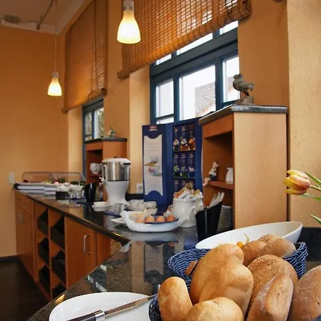 Ryck-hotel Garni Hotel *